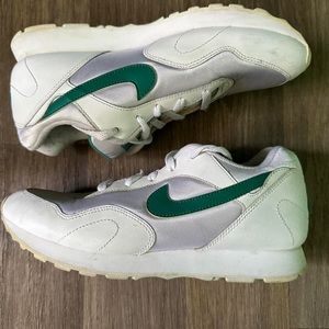 Nike Outburst OG Sneakers